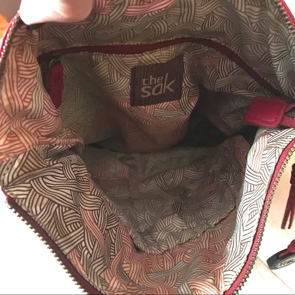 The Sak Iris Crossbody - Picture 3 of 11